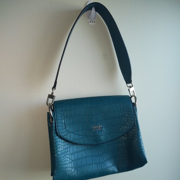 Guess Green Bag - Picture 5 of 12